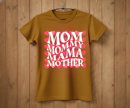 Retro Groovy Mama Heart Pattern - Mother’s Day T-Shirt